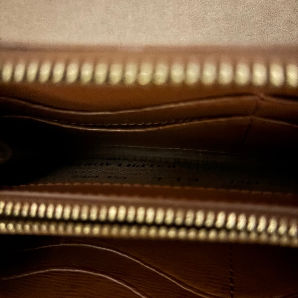 Ralph Lauren Brown Leather Crossbody with Gold RL Plaque - Picture 4 of 4